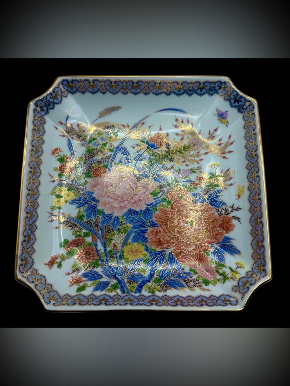 Shibata Toki Japanese Square Hand-Painted Floral Porcelain Dish
